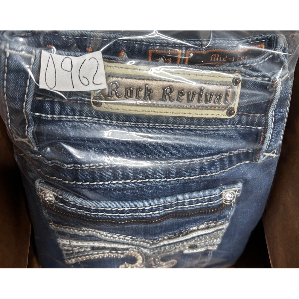 Rock Revival Tia Jeans Women's 31 Blue Denim Mid Rise Skinny Embellished Pockets - Picture 12 of 12
